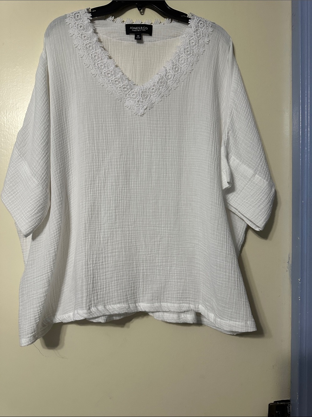 Jones New York White Lace-Trim V-Neck Blouse